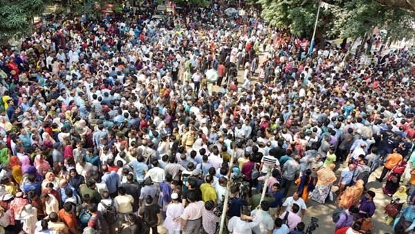 মাঠপর্যায়ের আন্দোলনের ইতি টানল বুয়েটের শিক্ষার্থীরা