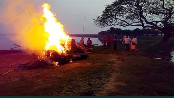 বড়লেখায় পুড়ানো হলো ১৫’শ মিটার বাধজাল