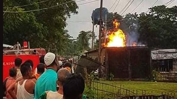 সুনামগঞ্জে মিষ্টির কারখানায় আগুন, ১৫লাখ টাকার ক্ষয়ক্ষতি