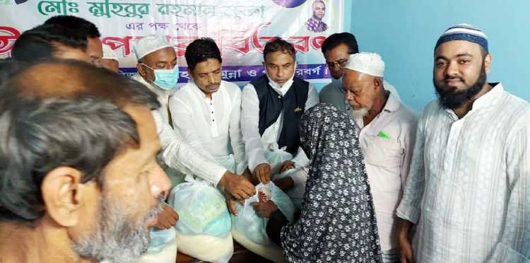 যুক্তরাজ্য প্রবাসী মুহিবুর রহমানের ঈদ উপহার বিতরণ