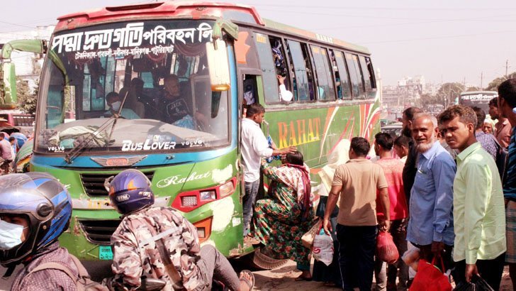 সিএনজিচালিত গাড়িতে স্টিকার না লাগালে ব্যবস্থা : বিআরটিএ