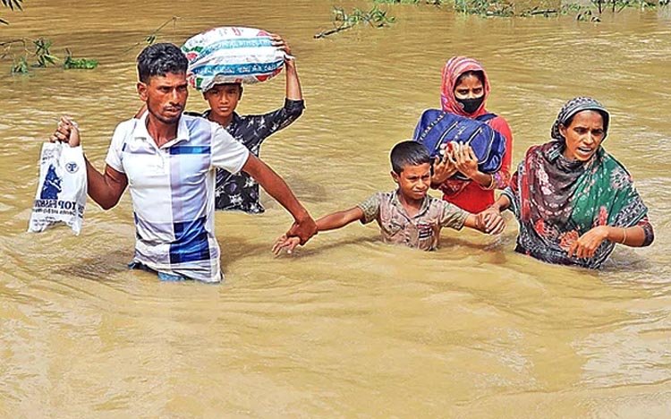 বন্যাকবলিত ১১ লাখ বিদ্যুৎহীন, ক্ষতিগ্রস্ত মানুষ ৪৫ লাখ, নিহত ১৩জন