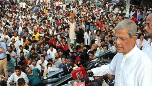 ঝামেলা করলে আপনারা টিকতে পারবেন না- বিএনপির মহাসচিব মির্জা ফখরুল